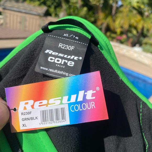 Softshell Winter Jacket - Picture 15 of 16